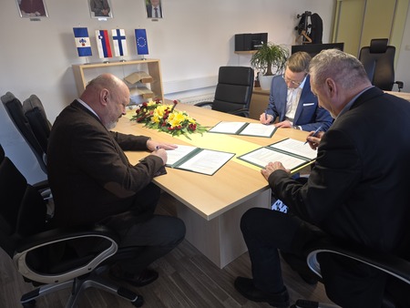 NOV VELIK KORAK K VAROVANJU NAŠEGA OKOLJA: PODPIS PISMA O NAMERI