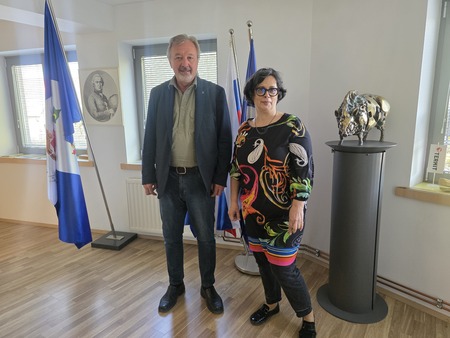 ŽUPANOV SESTANEK Z DIREKTORICO DOMA STAREJŠIH OBČANOV: ZAKLJUČEVANJE...