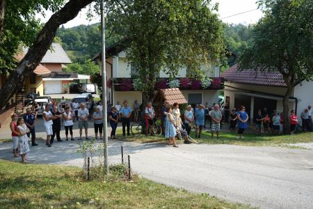 SPOMINSKA SVEČANOST OB 80-LETNICI POŽIGA VASI HRASTNIK